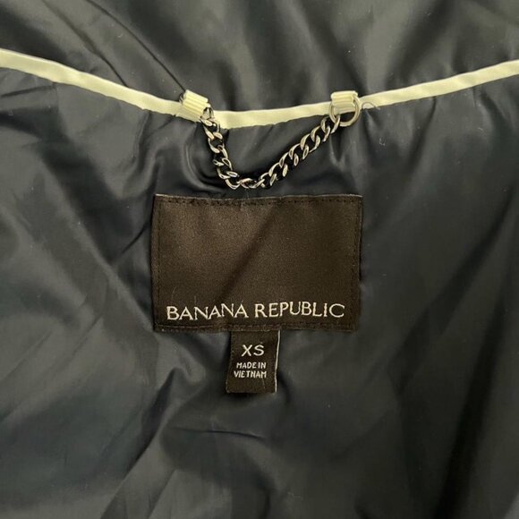 Banana Republic Quilted Vest XS Navy Blue Zip Puffer Warm Minimalist Outdoor - Picture 7 of 8